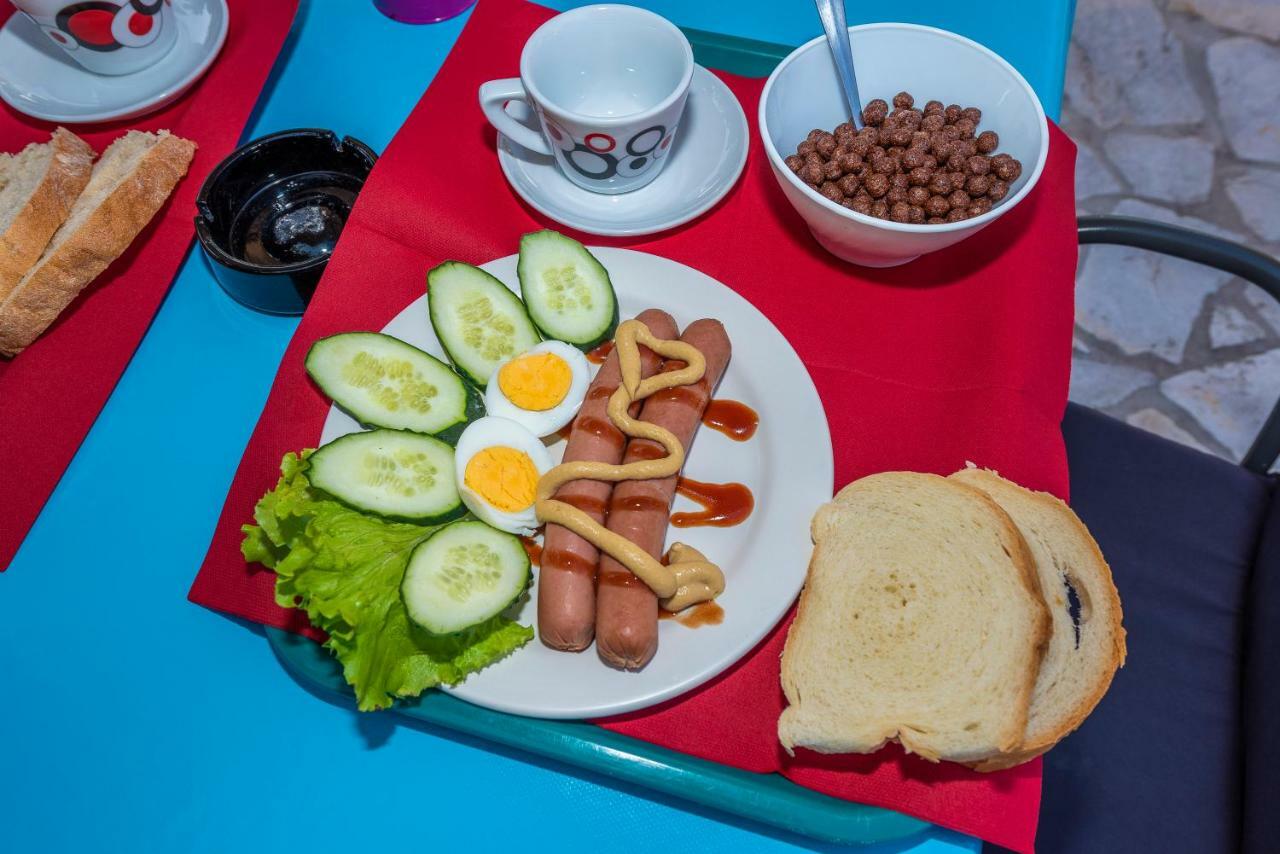 Pansion Pirat 3* Petrčane